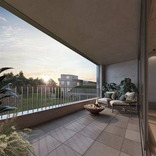 <p><span>Dit </span><span>appartement </span><span>is gelegen aan de </span><span>Sint-Benedictusstraat in Mortsel </span><span>binnen het energiezuinige </span><span>nieuwbouwproject </span><span>Benedicte</span><span>: een groene thuis voor iedereen die waarde hecht aan </span><span>duurzaamheid</span><span>, een </span><span>natuurlijke </span><span>omgeving en zalig </span><span>wooncomfort</span><span>. </span></p><p><span> </span></p><p><span>Benedicte is </span><span>een toekomstgericht en duurzaam BEN-woonproject </span><span>rondom een </span><span>nieuw groen en autoluwe park in Mortsel</span><span>. Alle woningen en appartementen halen </span><span>minstens EPC label A</span><span>. Bovendien zijn de gebouwen </span><span>energiepositief</span><span>: ze verbruiken dus minder energie dan ze produceren.</span></p><p><span> </span></p><p><span>Dit appartement heeft een oppervlakte van 90m², heeft een terras van 10m² met zuid oriëntatie, en twee slaapkamers.</span></p><p><span> </span></p><p><span>Indeling</span></p><p><span>- inkomhal</span></p><p><span>- aparte toilet</span></p><p><span>- ruime woonkamer en eetkamer</span></p><p><span>- terras 1 </span></p><p><span>- open keuken</span></p><p><span>- terras</span></p><p><span>- slaapkamer 1</span></p><p><span>- slaapkamer 2</span></p><p><span>- badkamer</span></p><p><span>- technische berging</span></p><p><span> </span></p><p><span>Bijzonderheden</span></p><p><span>- koolstofneutrale massieve houtbouw (CLT)</span></p><p><span>- energiezuinige BEN-woningen</span></p><p><span>- maximaal behoud van het bestaande groen</span></p><p><span>- gelegen in een autoluw park</span></p><p><span>- 100% hernieuwbare energie</span></p><p><span>- ondergrondse autostaanplaats en kelder bij aan te kopen</span></p><p><span> </span></p><p><span>Ben jij geïnteresseerd in dit nieuwbouw appartement te koop in hartje Mortsel, ben je op zoek naar ander vastgoed of wens je de waarde van jouw eigendom te kennen? Dan ben je bij BOLT immo aan het juiste adres! Wij helpen jou graag verder.</span><span> </span></p><p><span> </span></p><p><span> </span></p>
