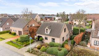 Te koop: ruime open bebouwing in het Hagewijkpark, Dendermonde, gelegen in een rustige, kindvriendelijke wijk met parken en voorzieningen in de...