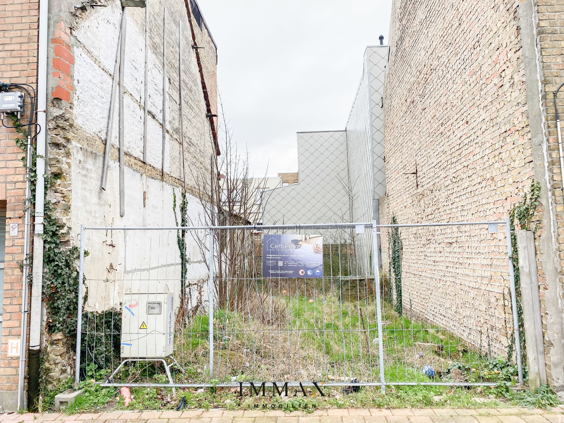 Bouwgrond voor het bouwen van eengezinswoning gelegen vlakbij het station van Heist - foto 2
