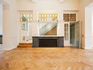 Située sur l'emblématique avenue Molière, maison de style Art nouveau géométrique érigée en 1910 à la demande de l'ingénieur des Arts et...