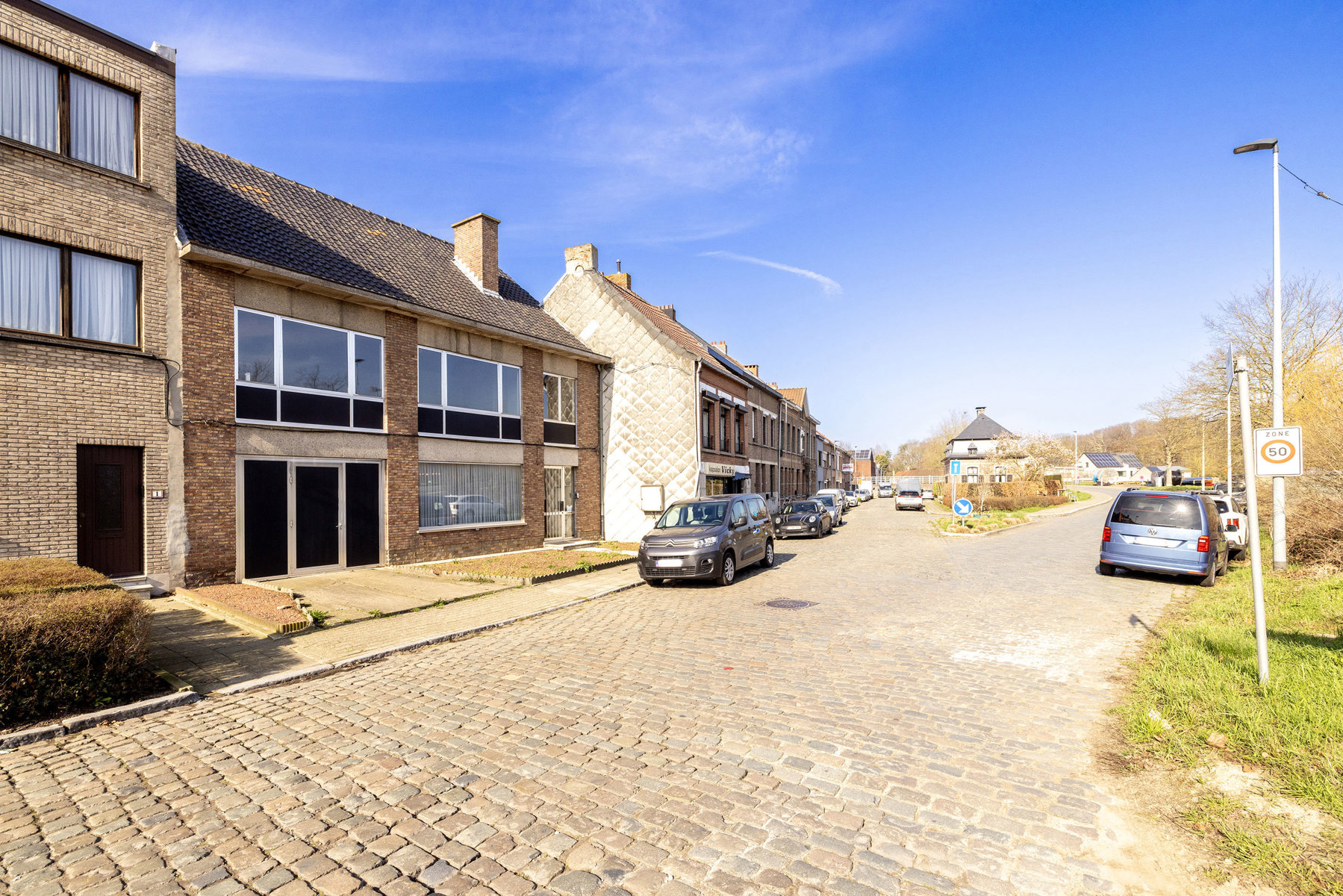 Te renoveren woning met 4 slaapkamers in Lier - foto 2