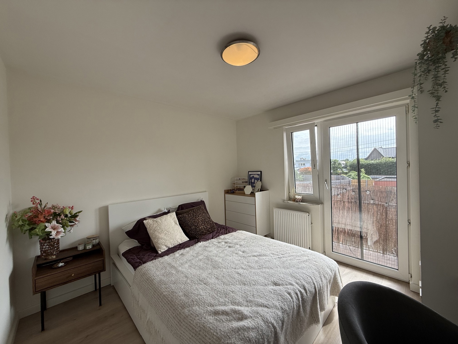 Ruim appartement met drie slaapkamers - foto 5