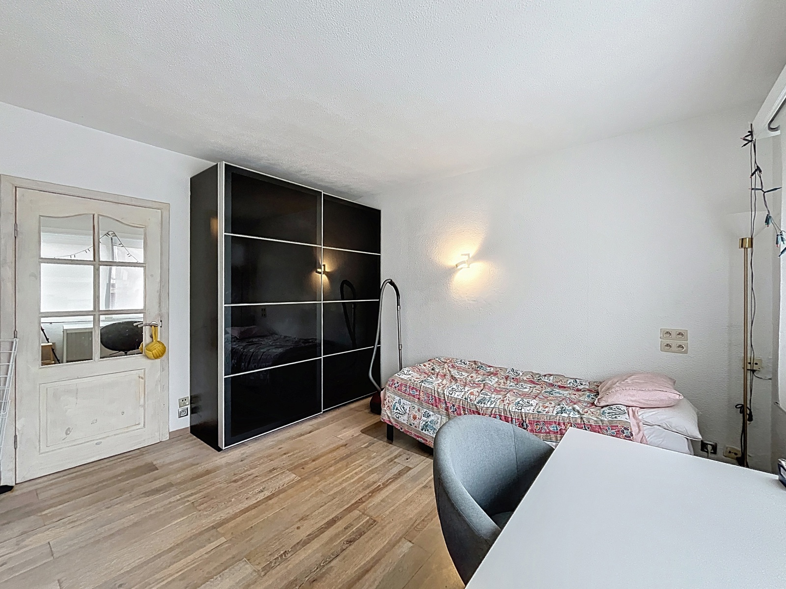 Gemeubileerde, lichtrijke studio op 5 minuten van Flagey  - foto 4