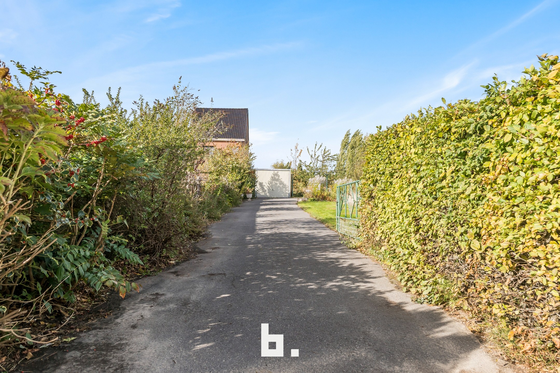 Bouwgrond (908m²) met potentieel en charme - foto 4