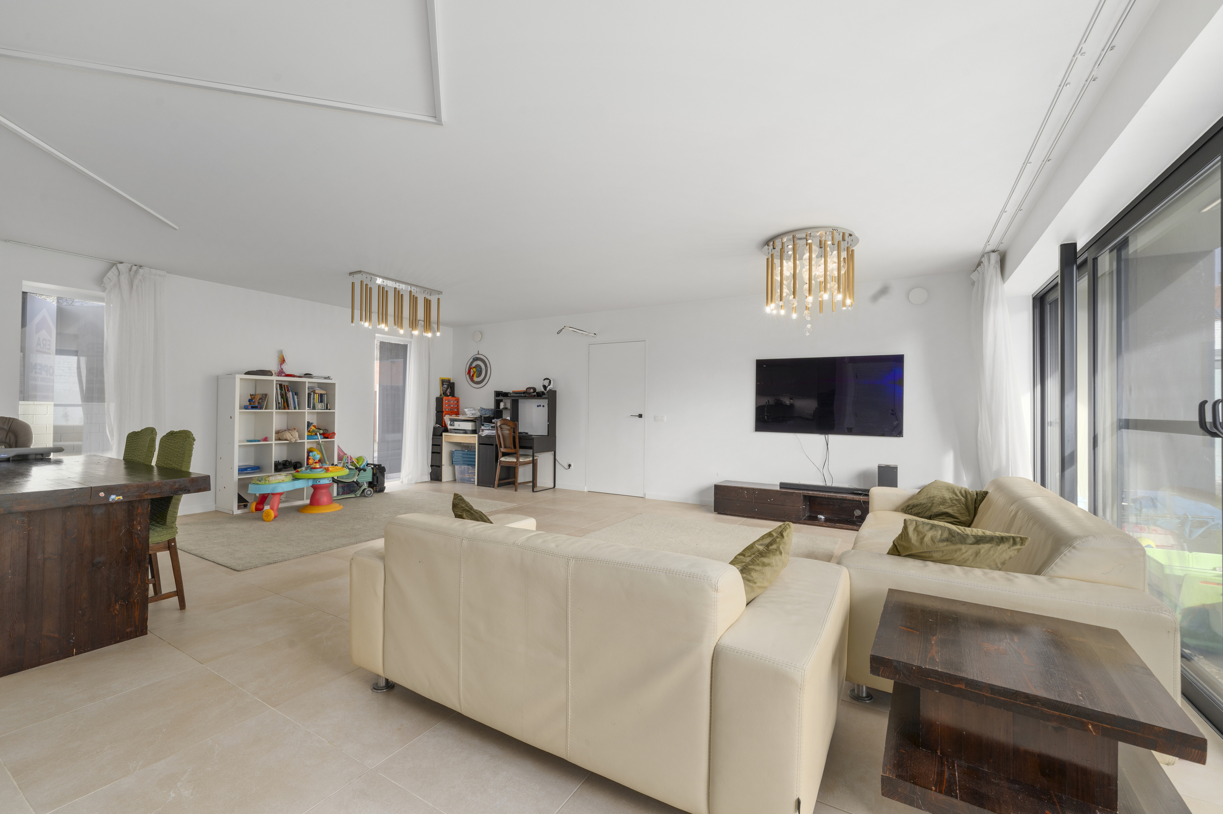 Instapklaar appartement met grote tuin - foto 1