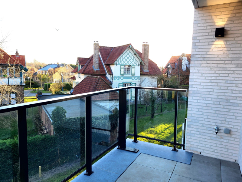 Spacious 2-bedroom flat - photo 5