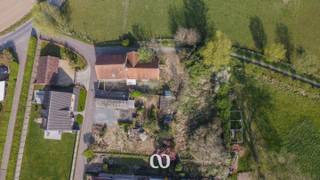 Ben jij op zoek naar een prachtig gelegen bouwgrond met uitzicht over agrarisch gebied in het pittoreske Huise? Gevonden!<br /><br />De vlot bereikbare, maar toch enorm rustige ligging op een boogscheut van verbindingswegen zoals de N60 en E17 is maar een van de vele troeven die we hier terugvinden. <br /><br />Deze grond wordt verkocht met bouwverplichtingen. <br /><br />Meer info? Contacteer ons dan voor een afspraak!