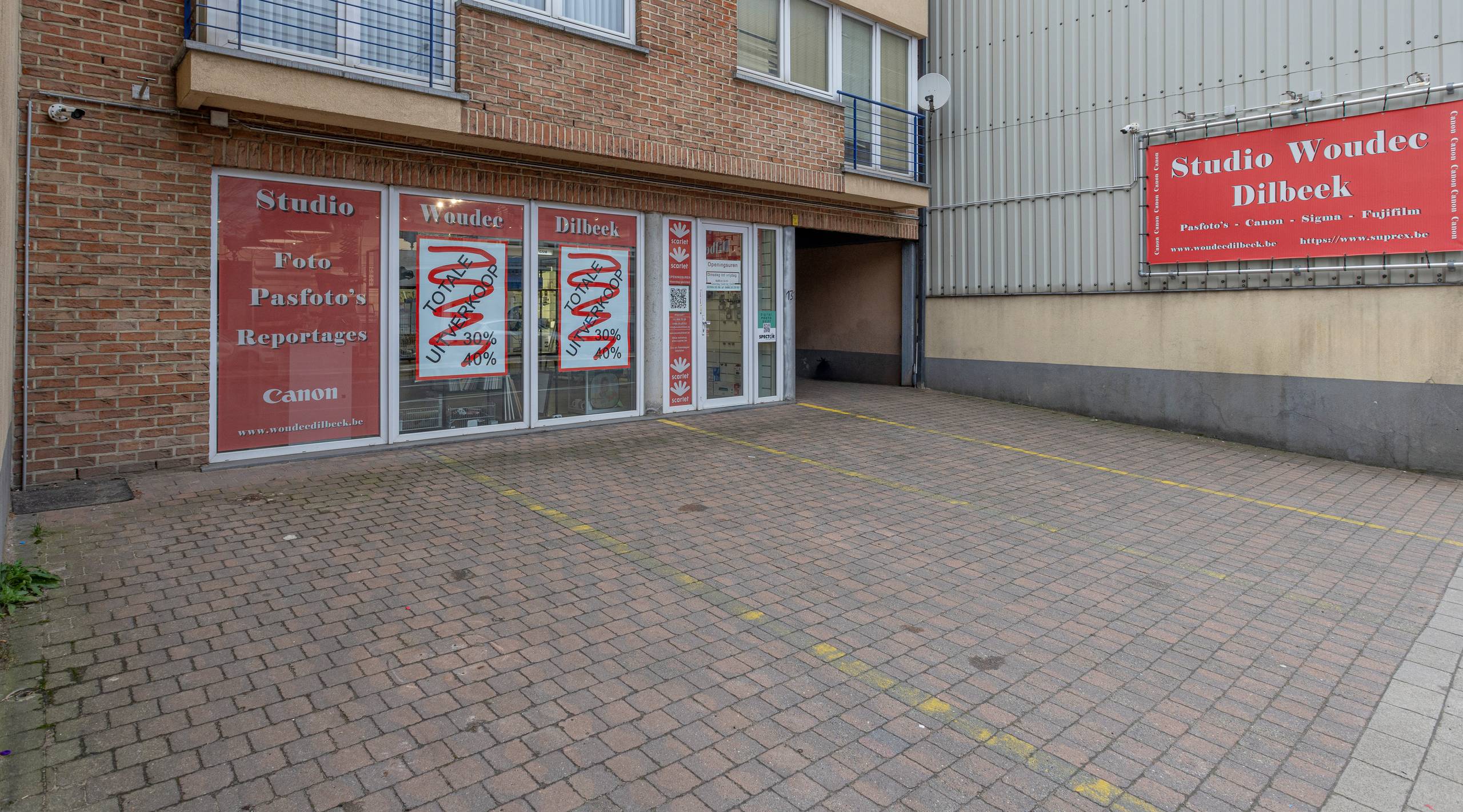 Commerciele ruimte op strategische locatie met parking - foto 4