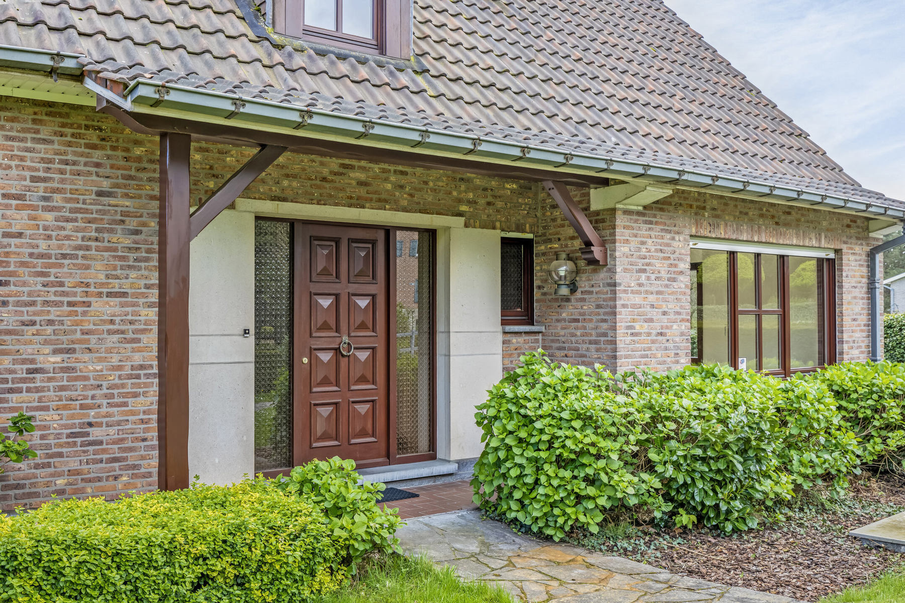 House for rent in Affligem with 5 bedrooms - photo 2