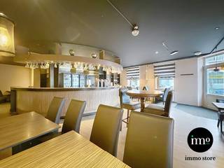 Overijse : IMMO-STORE stelt u deze COMMERCIEEL GOEDGELEGEN BRASSERIE met TERRAS en WOONGELEGENHEID voor langsheen een vrij drukke weg...