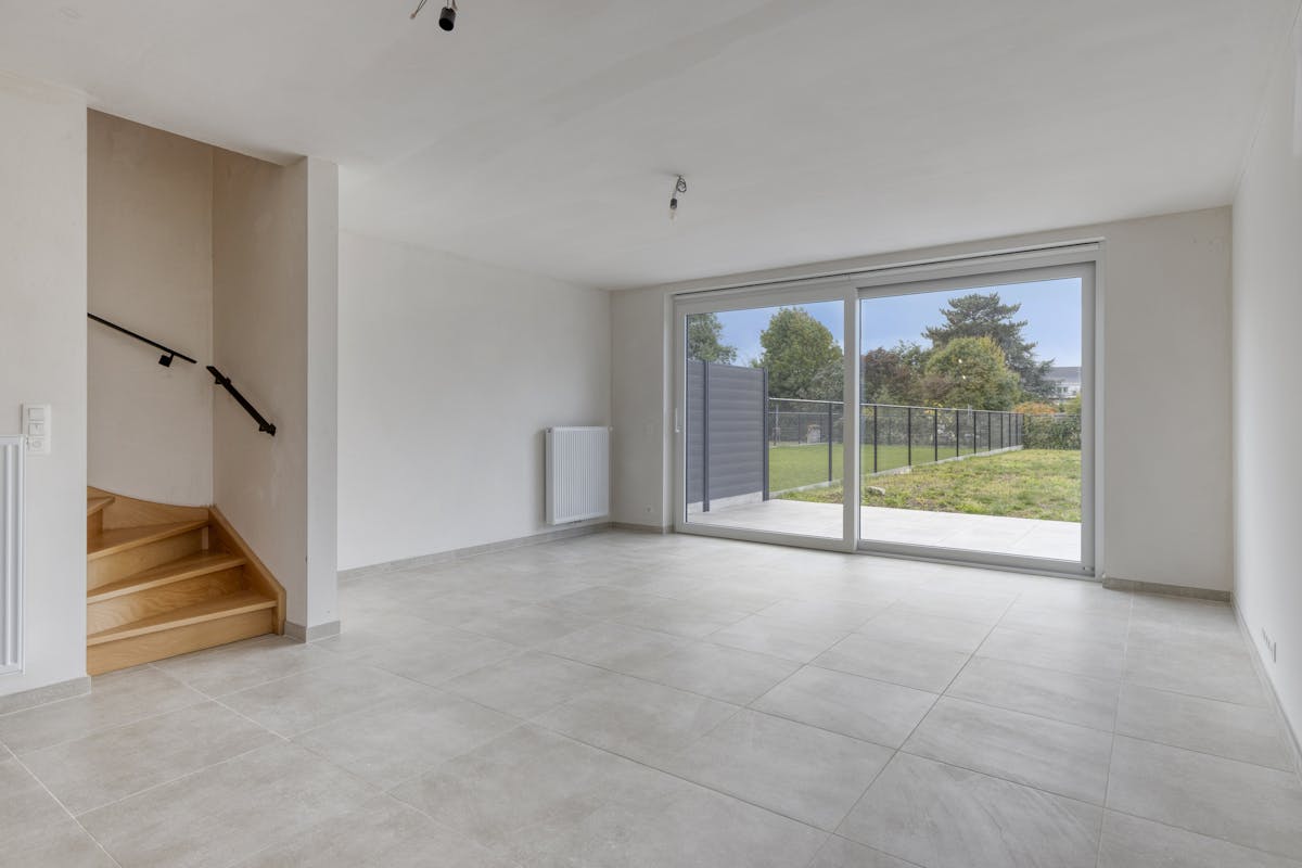 Instapklaar huis met 3 slaapkamers en carport in Izegem! - foto 3