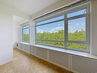 Gerenoveerd 1 slaapkamer appartement op gewilde locatie.   Het appartement bevindt zich op de 5de verdieping, net aan de bomengrens en biedt...