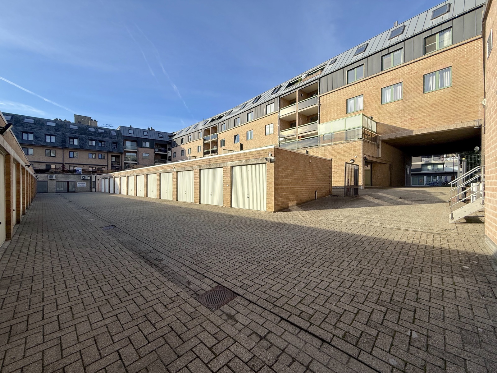 Gesloten garagebox (nr. 20) in Residentie Arcada - foto 1