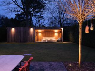 Sint-Denijs-Westrem - Vrijstaande woning met aangename tuin en achtergelegen ‘poolhouse’ in een rustig gelegen wijk.Voor meer informatie, mail...