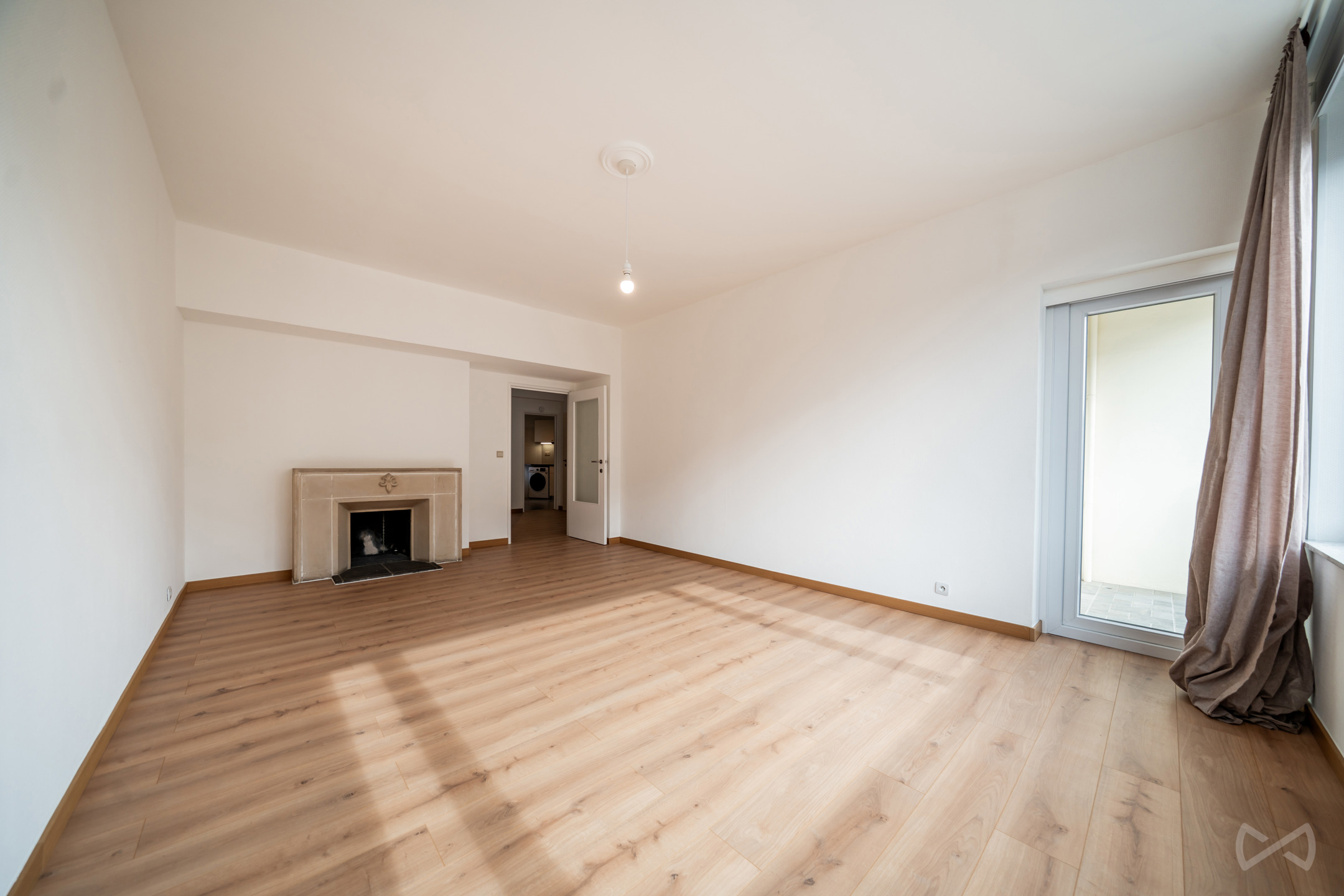 Elsene - Mooi gerenoveerd appartement met 2 slaapkamers - foto 3