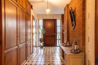 Charmante en ruime villa in een rustige verkaveling te Weelde op een perceel van ca. 820m2. In een rustige, kindvriendelijke verkaveling en...