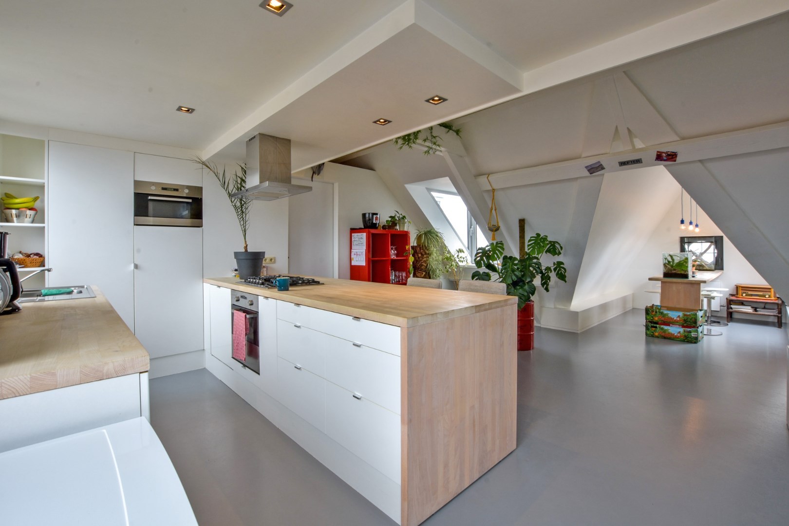 Prachtig dakappartement (loft-stijl) 68 m², gelegen op het Marktplein. - foto 3