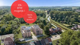 <strong>Appartement B3.02 is een van de 4 exclusieve penthouses met een oppervlakte van 121 m². Het terras heeft maar liefst een oppervlakte van 34m²!<br />Het appartement omvat 2 slaapkamers.</strong><br /><br />Welkom bij Vièra, een uniek woonproject aan de rand van Zichem, waar rust, ruimte en natuur samenkomen.<br /><br />Grenzend aan het uitgestrekte natuurgebied bij de Demerbroeken, biedt dit appartement jou een uitzonderlijke woonkwaliteit op een toplocatie. Hier woon je in harmonie met de natuur, op wandelafstand van het centrum én omgeven door een open landschap.<br /><br />Dit 2-slaapkamer appartement werd ontworpen met oog voor ruimte en licht. Grote raampartijen brengen het buitengevoel naar binnen, terwijl de doordachte indelingen zorgen voor maximaal wooncomfort. Het appartement beschikt over een ruim terras en is afgewerkt met duurzame, hoogwaardige materialen die klasse en verfijning uitstralen.<br /><br />Of je nu op zoek bent naar een eerste woning, een comfortabele thuis of een slimme investering – dit project biedt een unieke kans op een leven in stijl, dicht bij de natuur.<br /><br />In totaal worden er 28 appartementen gerealiseerd in 2 gebouwen. Ondergronds bevinden er zich 28 staanplaatsen (voorzien voor het laden van elektrische wagens) en 28 kelderbergingen.<br /><br /><br /><u><strong>Prijsopbouw:</strong></u>
<ul>
	<li>Grondwaarde: € 82.000,00</li>
	<li>Constructiewaarde: € 373.000,00</li>
</ul>
<u><strong>Optioneel:</strong></u><br /><strong>Autostaanplaats:</strong>

<ul>
	<li>Grondwaarde: € 4000,00</li>
	<li>Constructiewaarde: € 23.500,00</li>
</ul>
<strong>Kelderberging:</strong>

<ul>
	<li>Grondwaarde: € 1400,00</li>
	<li>Constructiewaarde: € 5100,00</li>
</ul>
<br />Interesse? Neem dan snel contact op met Steffi via steffi@immopersyn.be of via de 0467 03 54 04 voor meer informatie.