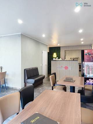 ID 7603942: Goed renderend opbrengsteigendom met handelsruimte (100m²) /actieve pizzeriazaak op de benedenverdieping met parking vooraan,...