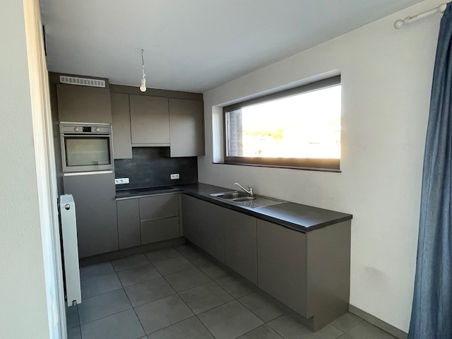 Instapklaar appartement op toplocatie nabij Gent met zonnig terras. - foto 5