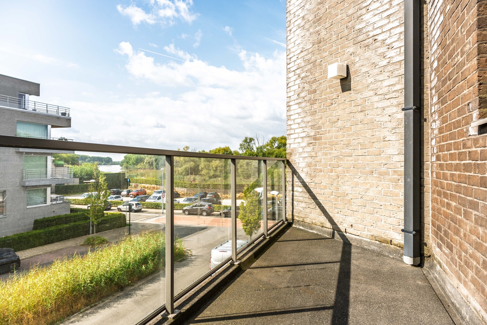 Prachtig duplex appartement met 3 slaapkamers, 3 terrassen en 2 autostaanplaatsen - foto 5