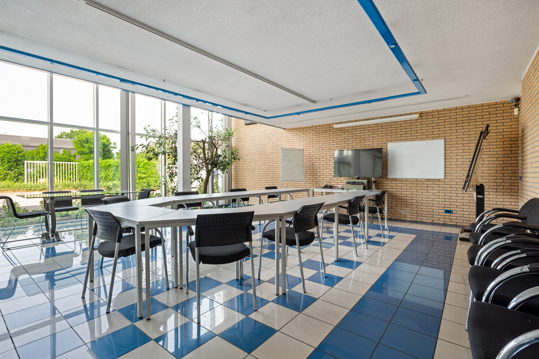 Magazijnen en kantoren in KMO-zone 'Kloosterveld' – Nijverheidstraat 2 - foto 5