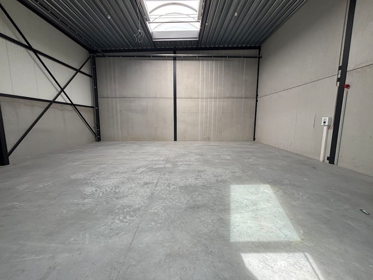 Unité PME récemment construite d'environ 144 m² à louer dans le cadre du projet Zeus - photo 2