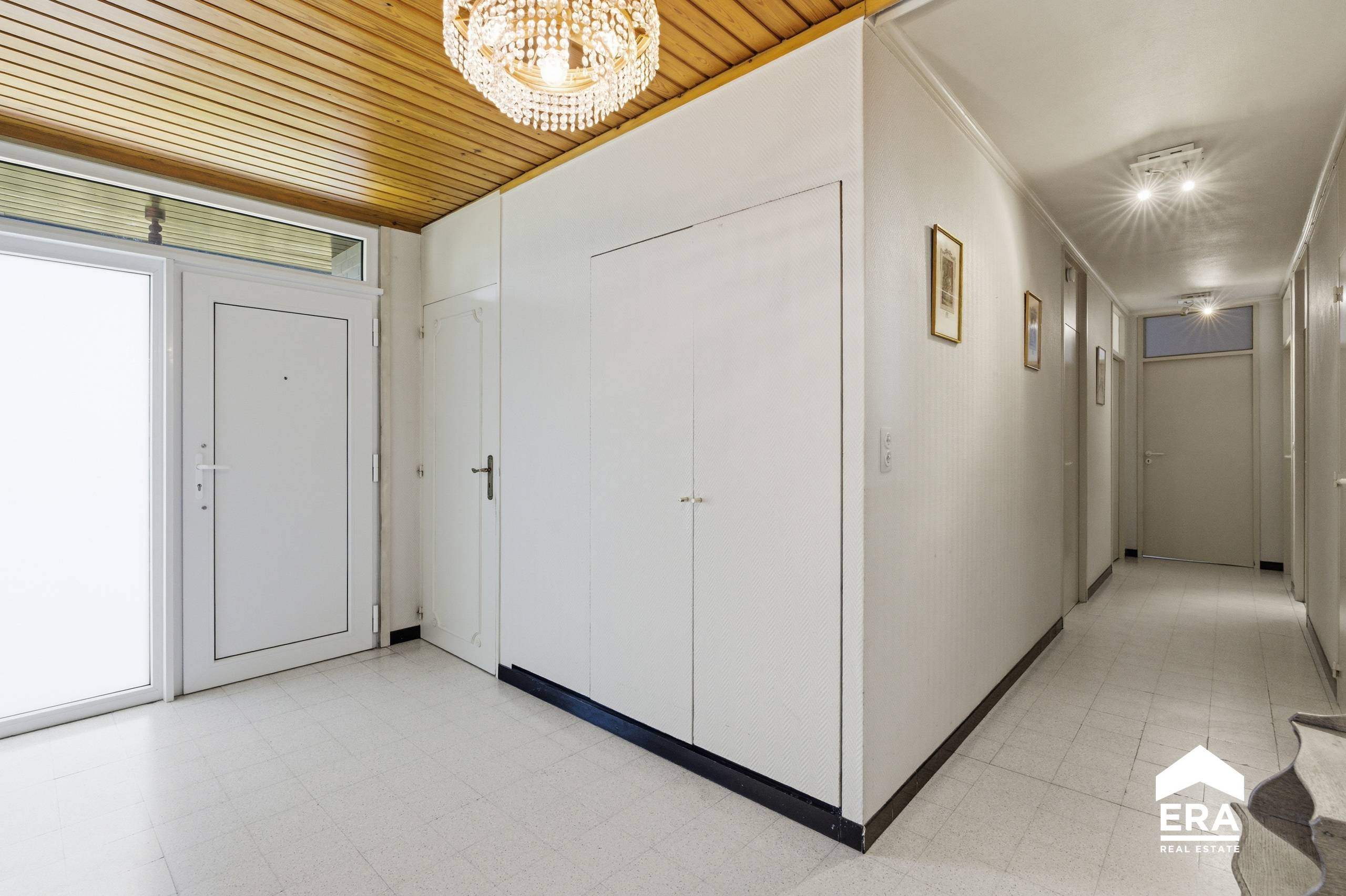Alleenstaande woning met 4slpk en zongerichte tuin. - foto 5
