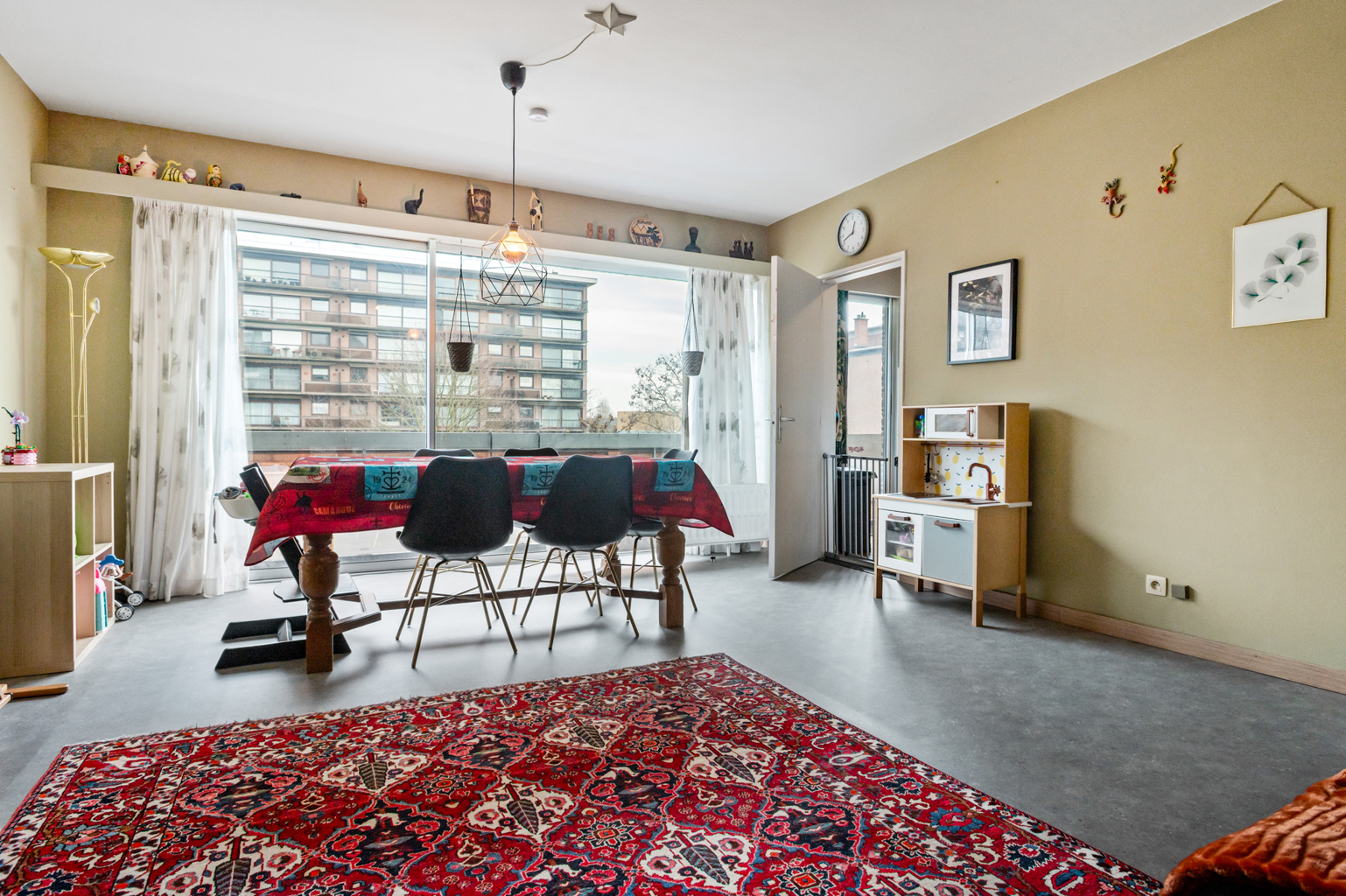 Appartement te koop in Merksem met 2 slaapkamers - foto 3