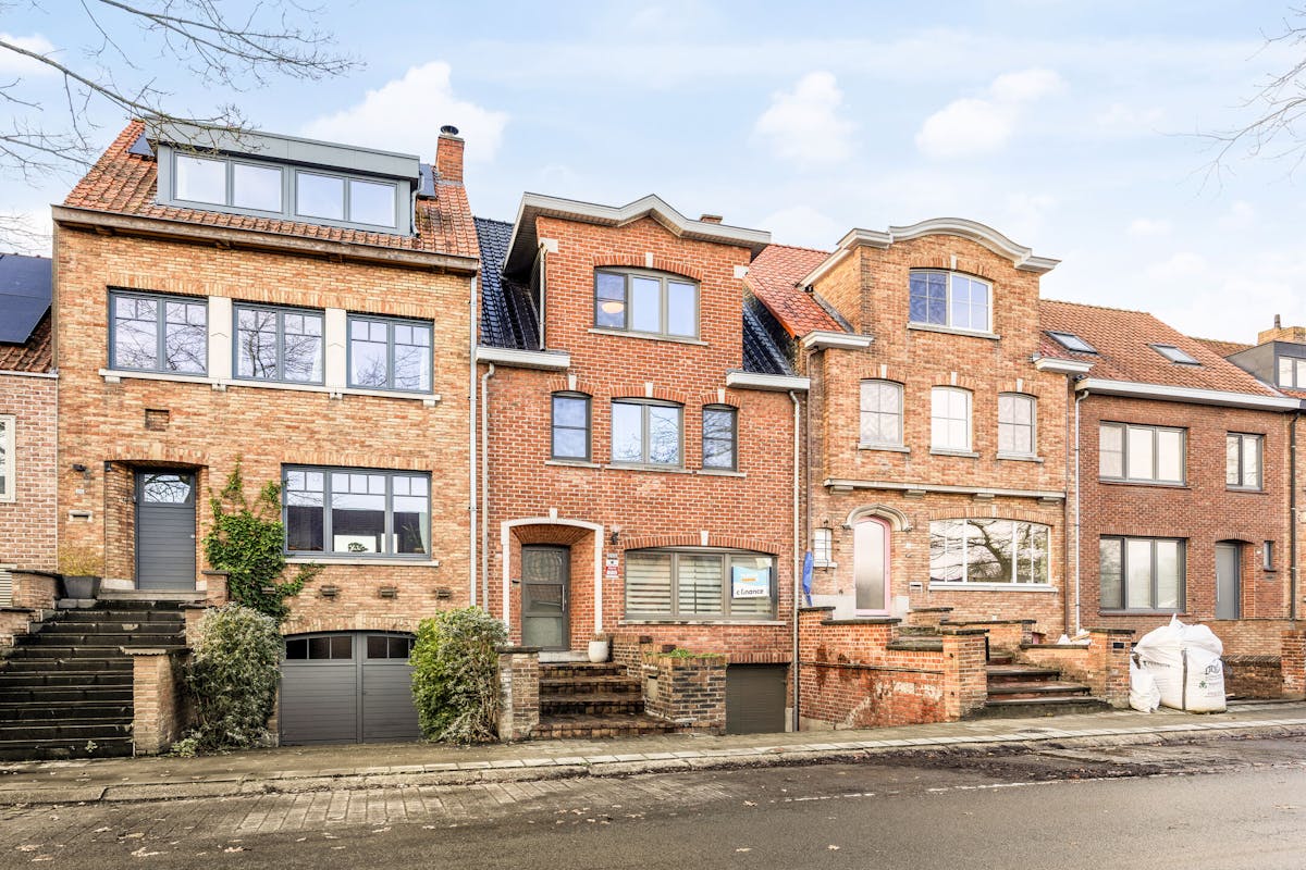 Ruim huis te koop met tuin in hartje Sint-Kruis, Brugge - foto 1