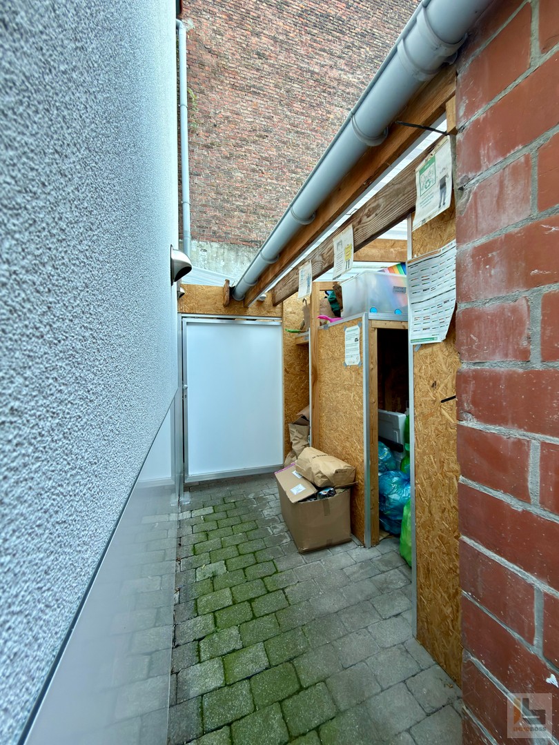 Rustig gelegen beluikhuis in unieke cité nabij AZ-St Lucas! - foto 4