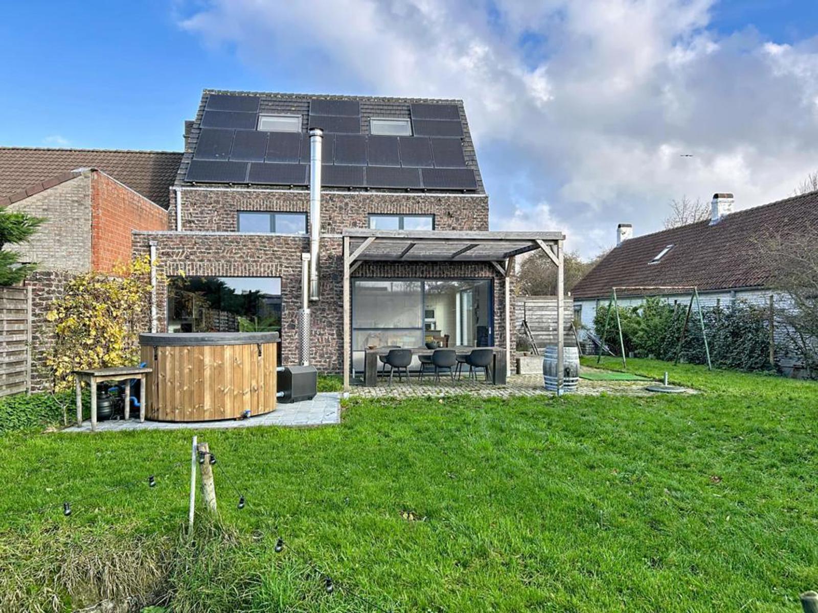 House for sale in Ostend with 4 bedrooms - photo 2