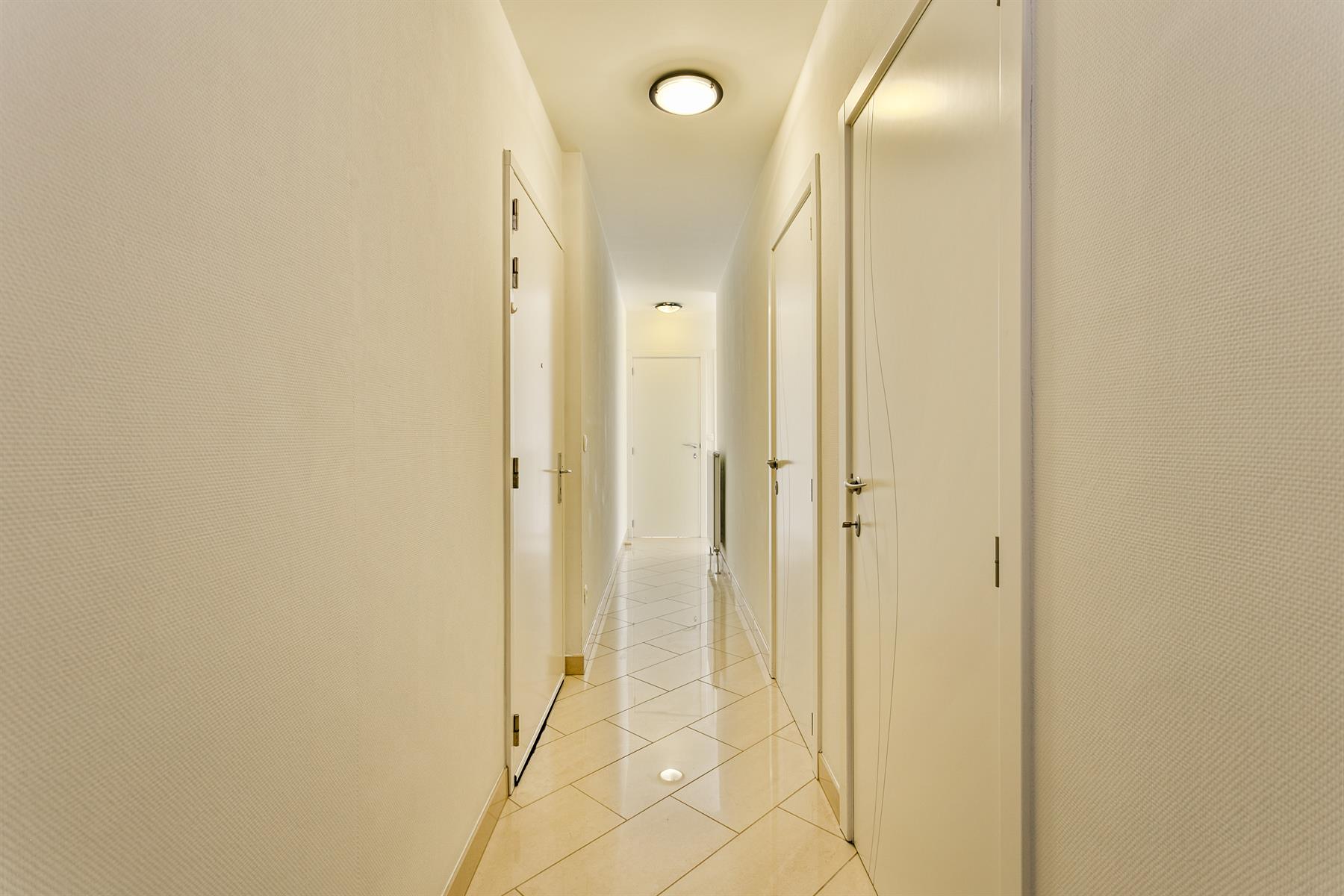 Instapklaar appartement in het hartje van Genk - foto 3