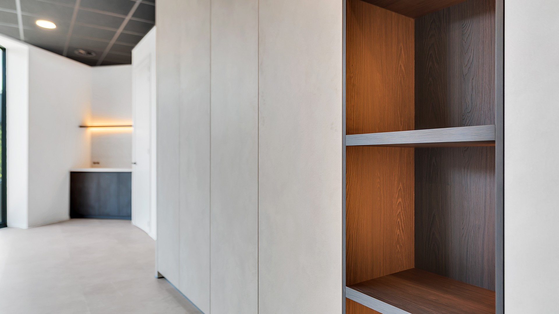 Exclusieve kantoorruimte van 351 m² – modern, instapklaar en strategisch gelegen - foto 2