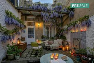 PRE-SALE le samedi 25/04/26 de 10h à 12h.Près de la maison communale de Schaerbeek, appartement en souplex de caractère de 120 m².Au...