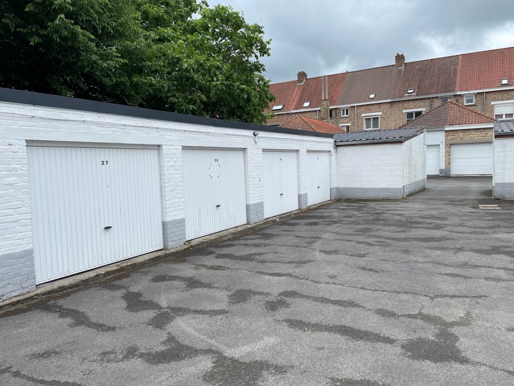Garage à louer à Bruges