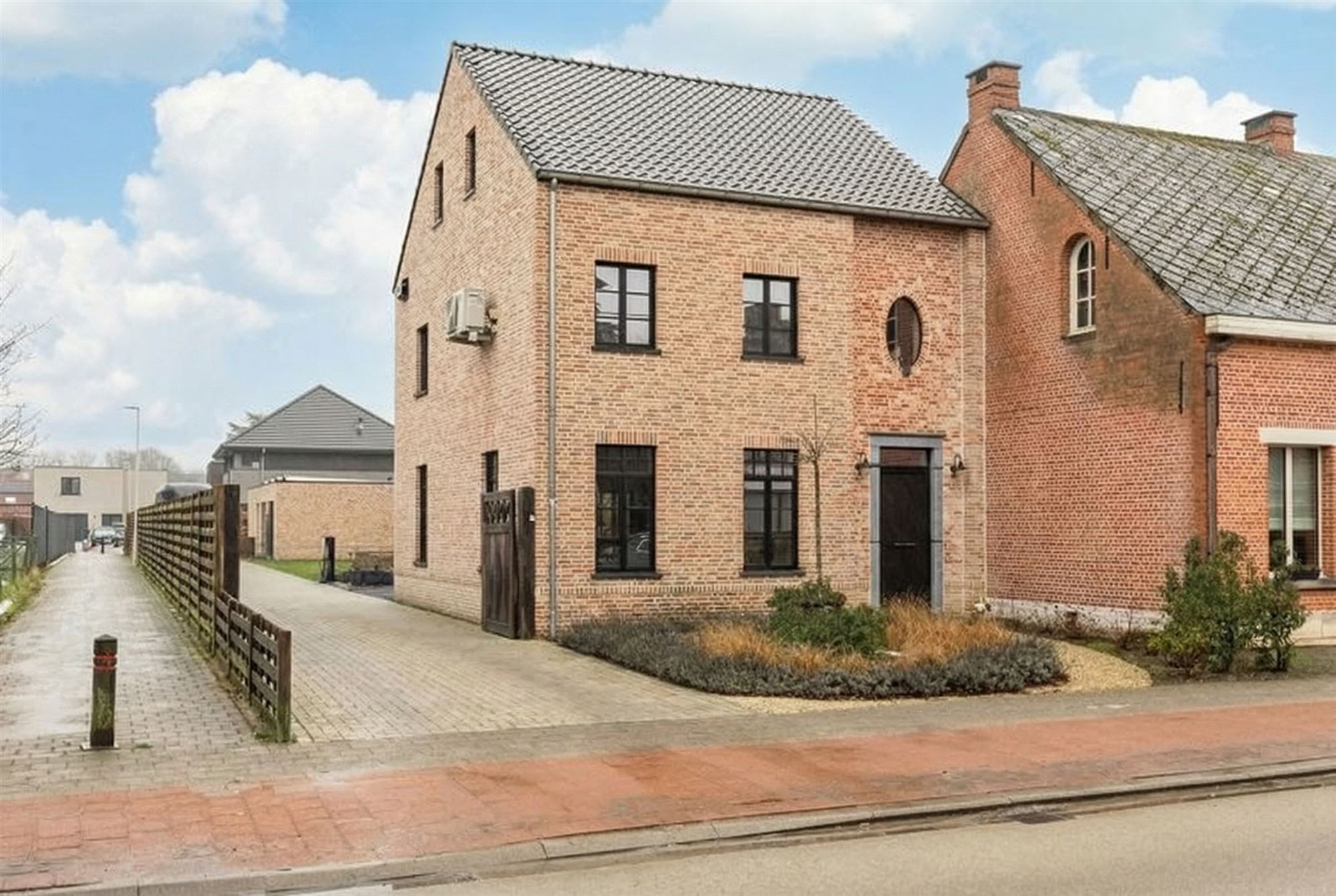 Instapklare woning te koop op centrale ligging - foto 2