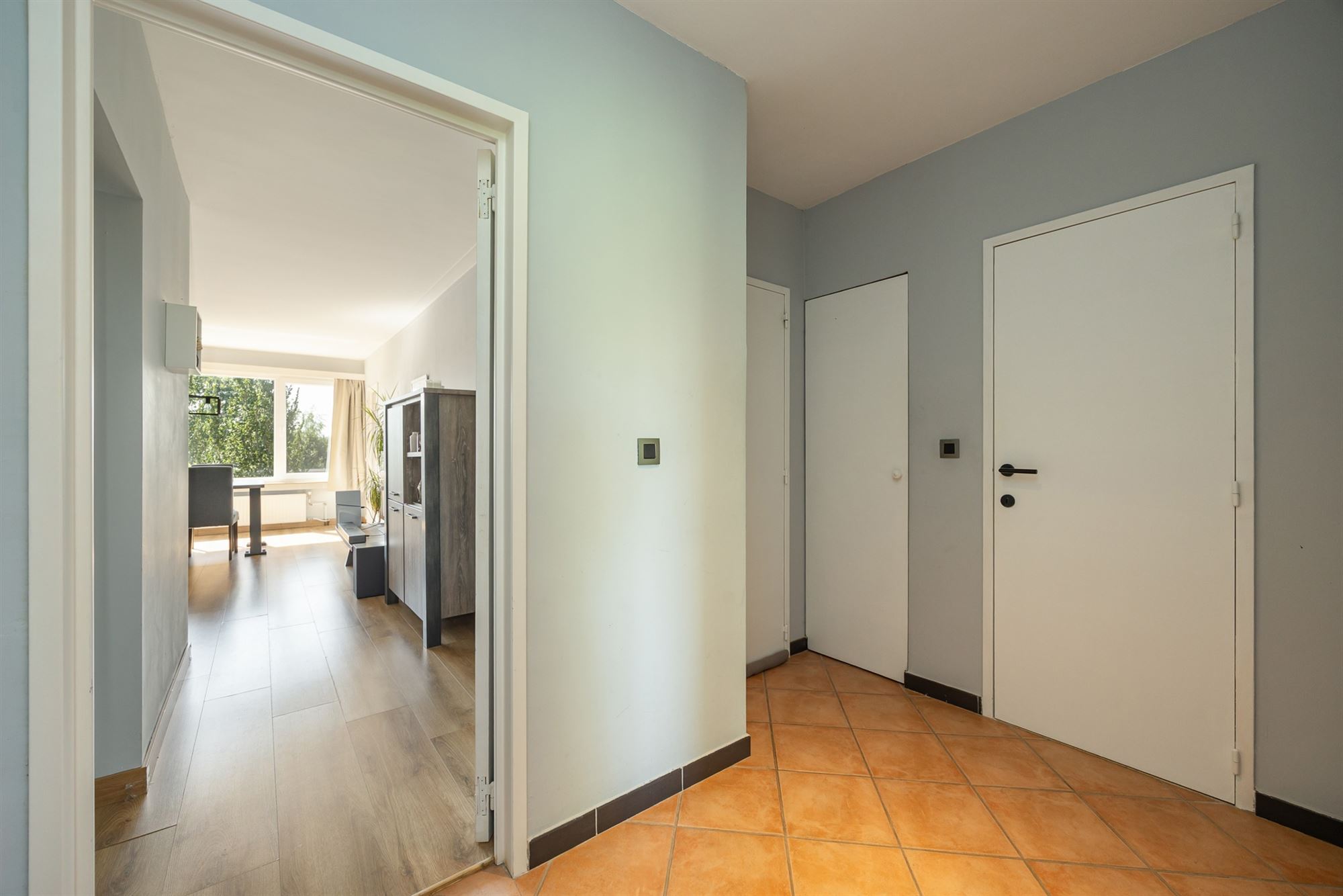 Appartement met twee slaapkamers en garage te Mortsel - foto 2