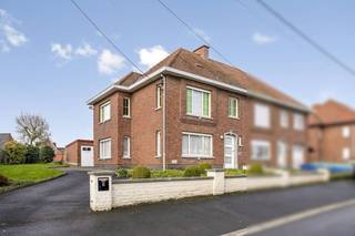 Cette propriété est proposée en pré-vente. Le prix indiqué est un cours cible. Si vous souhaitez prendre rendez-vous ou si vous souhaitez obtenir...