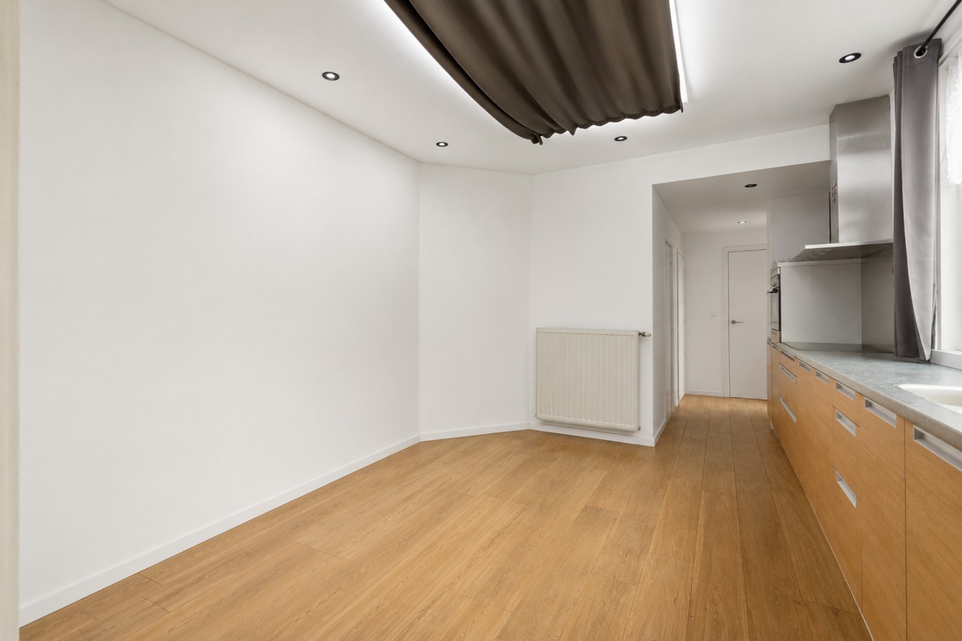 Instapklare gezinswoning met 3 slaapkamers, ruime tuin en tal van mogelijkheden - foto 4