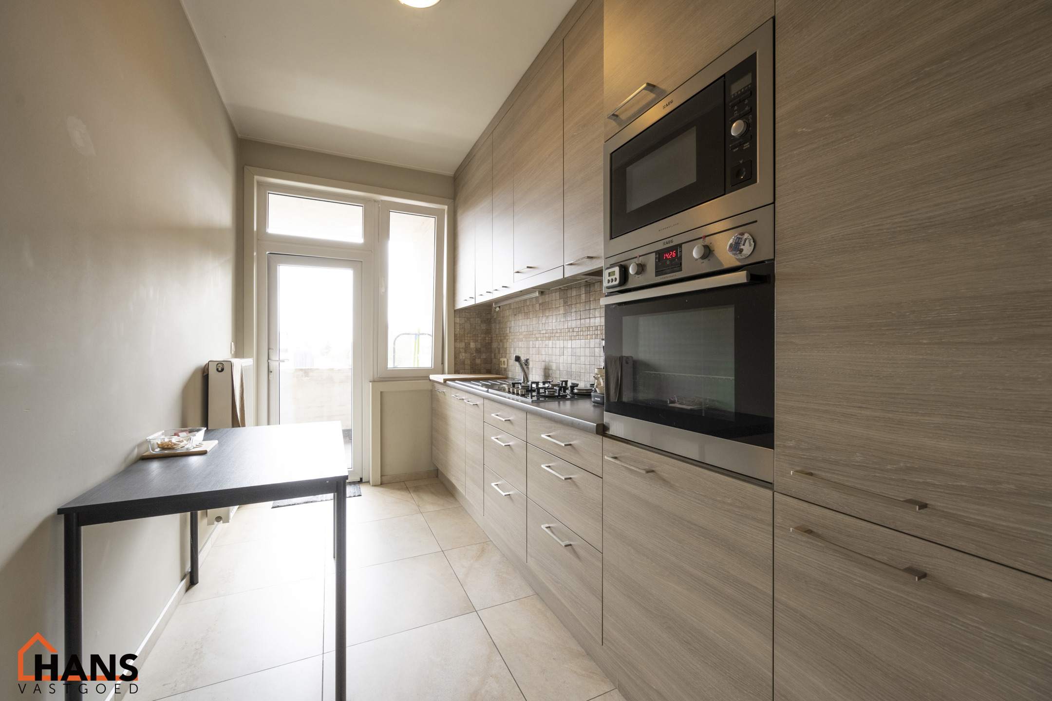 Recent gerenoveerd appartement op de 2de verdieping zonder lift. - foto 4