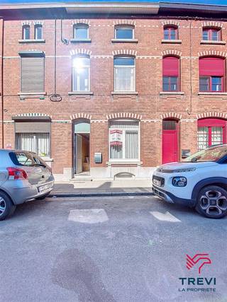  !!!  SOUS OPTION !!!! MARCHIENNE-AU-PONT (hAUT)-  130.000€  maison 2 chambres avec sous sol, terrasse, jardin, et grenier   Au rez:- Salon- Salle à...