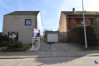 Welkom in Blaasveld!Altijd al gedroomd van een nieuwe woning in een rustige omgeving? Dan is deze bouwgrond voor een gesloten bebouwing in Blaasveld...