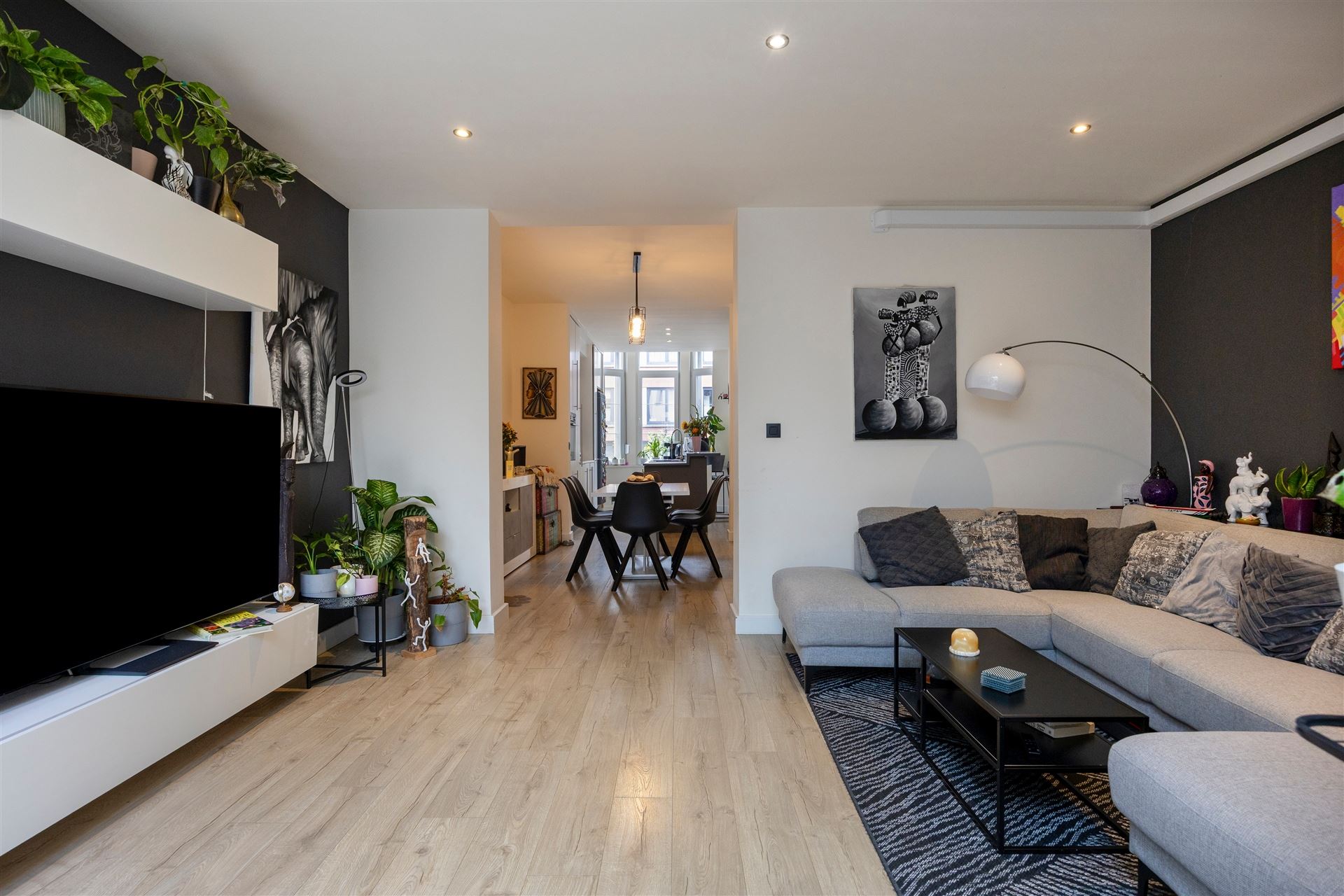 Instapklare woning met drie slaapkamers en tuin! - foto 5