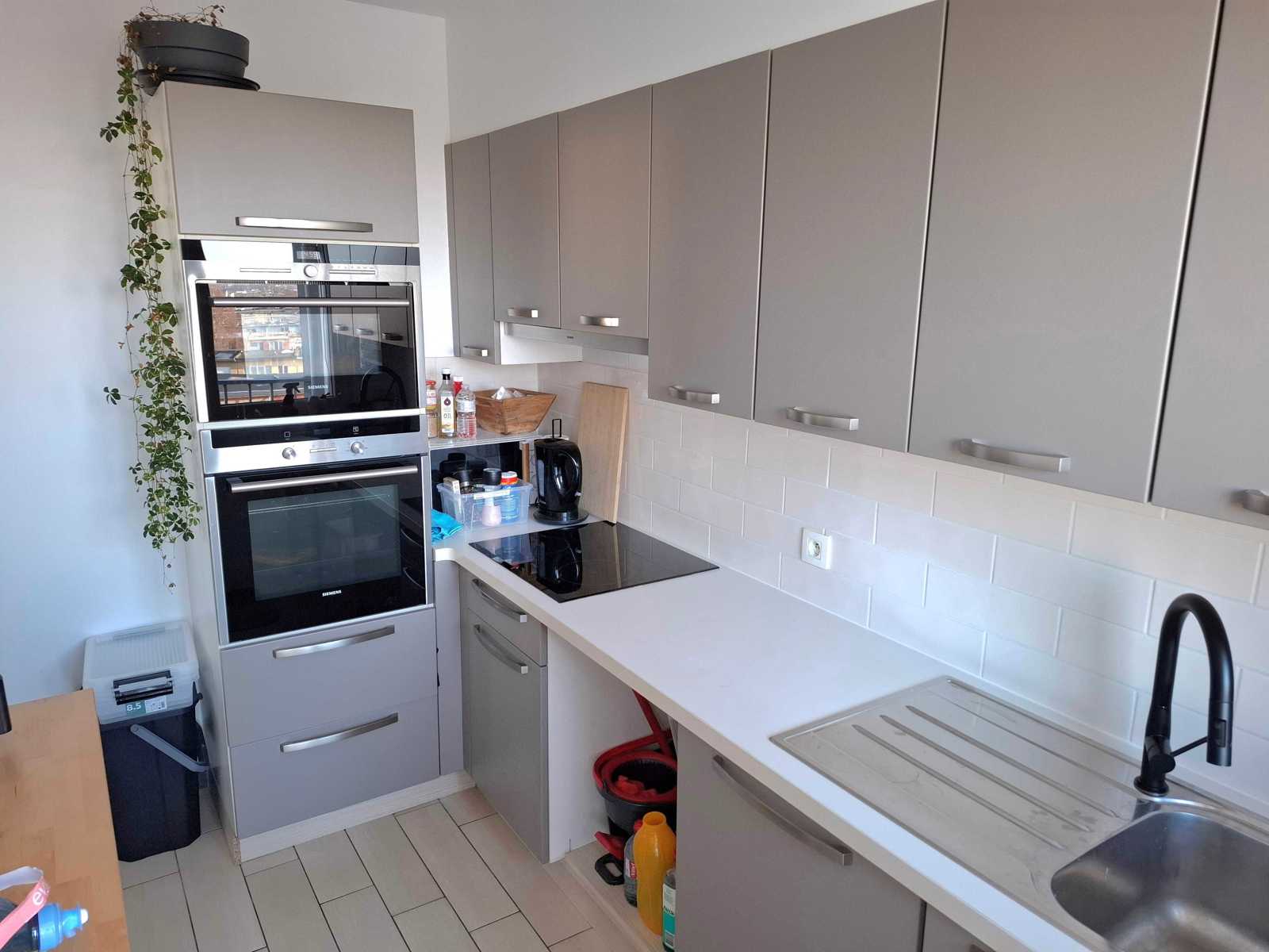 Fijn en gerenoveerd appartement met 2 slaapkamers - foto 5