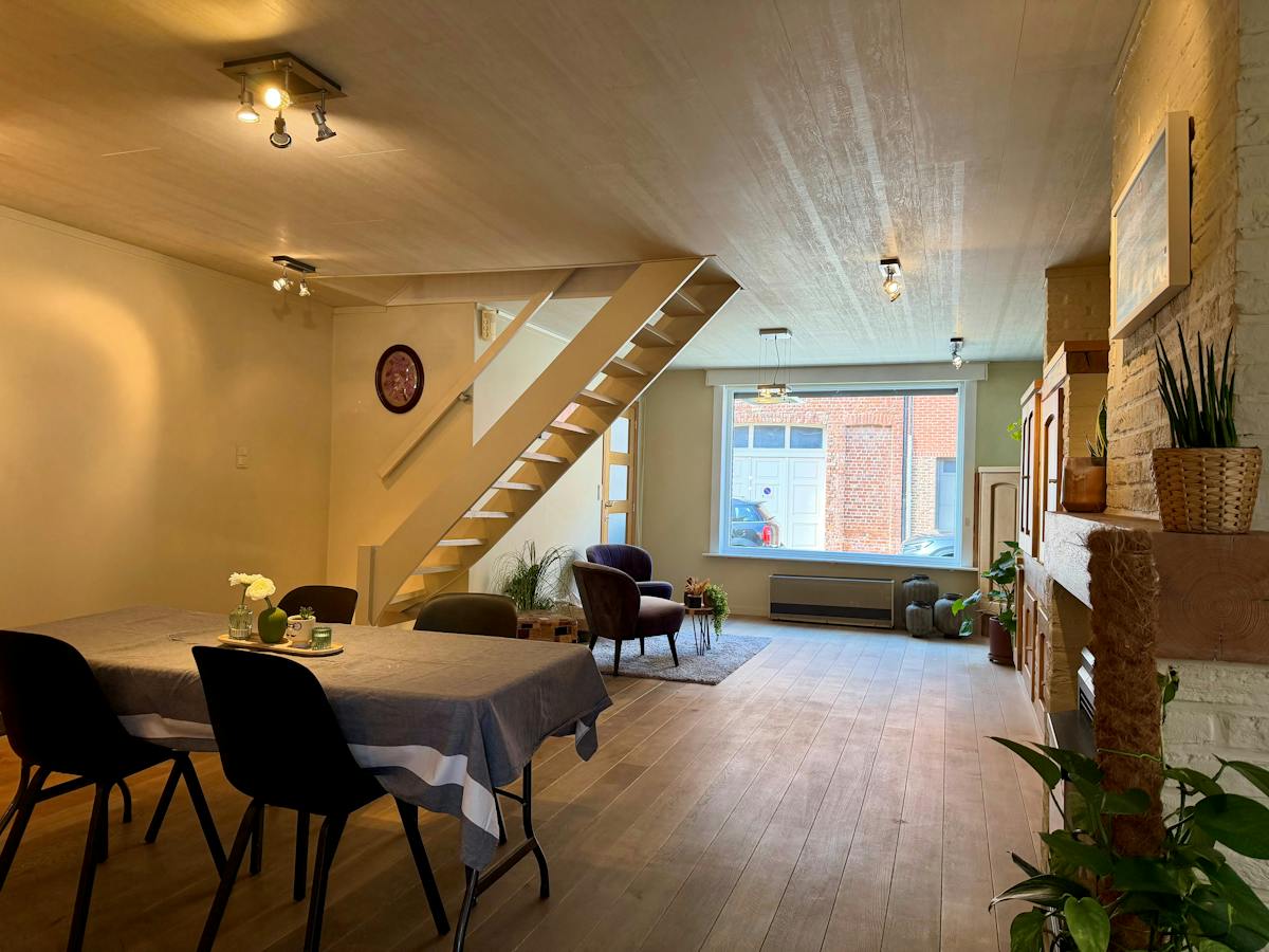 Gezinswoning met perceel van 1821m² en dubbele garage - foto 5