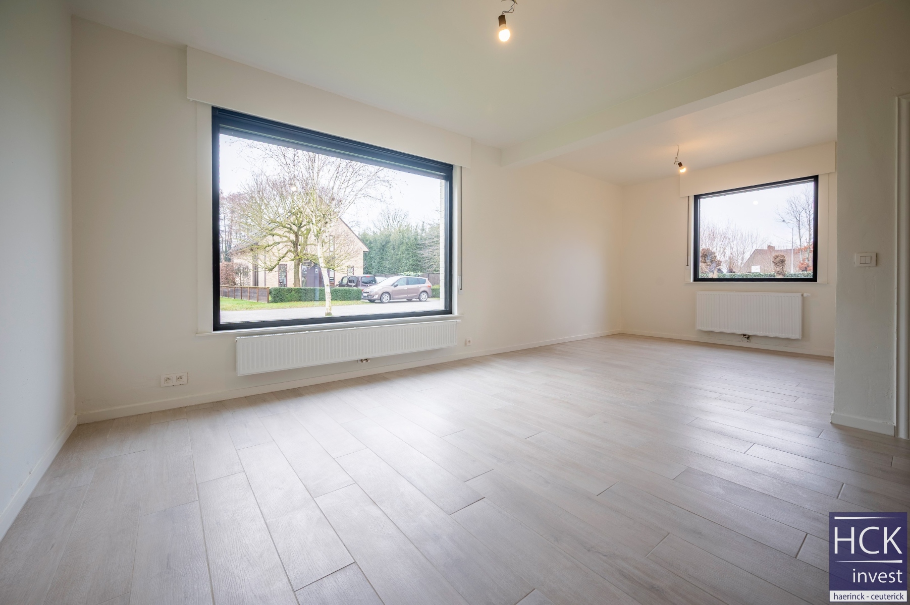 WAREGEM - Totaal gerenoveerde woning met 3 SLPK in residentiële omgeving - foto 4