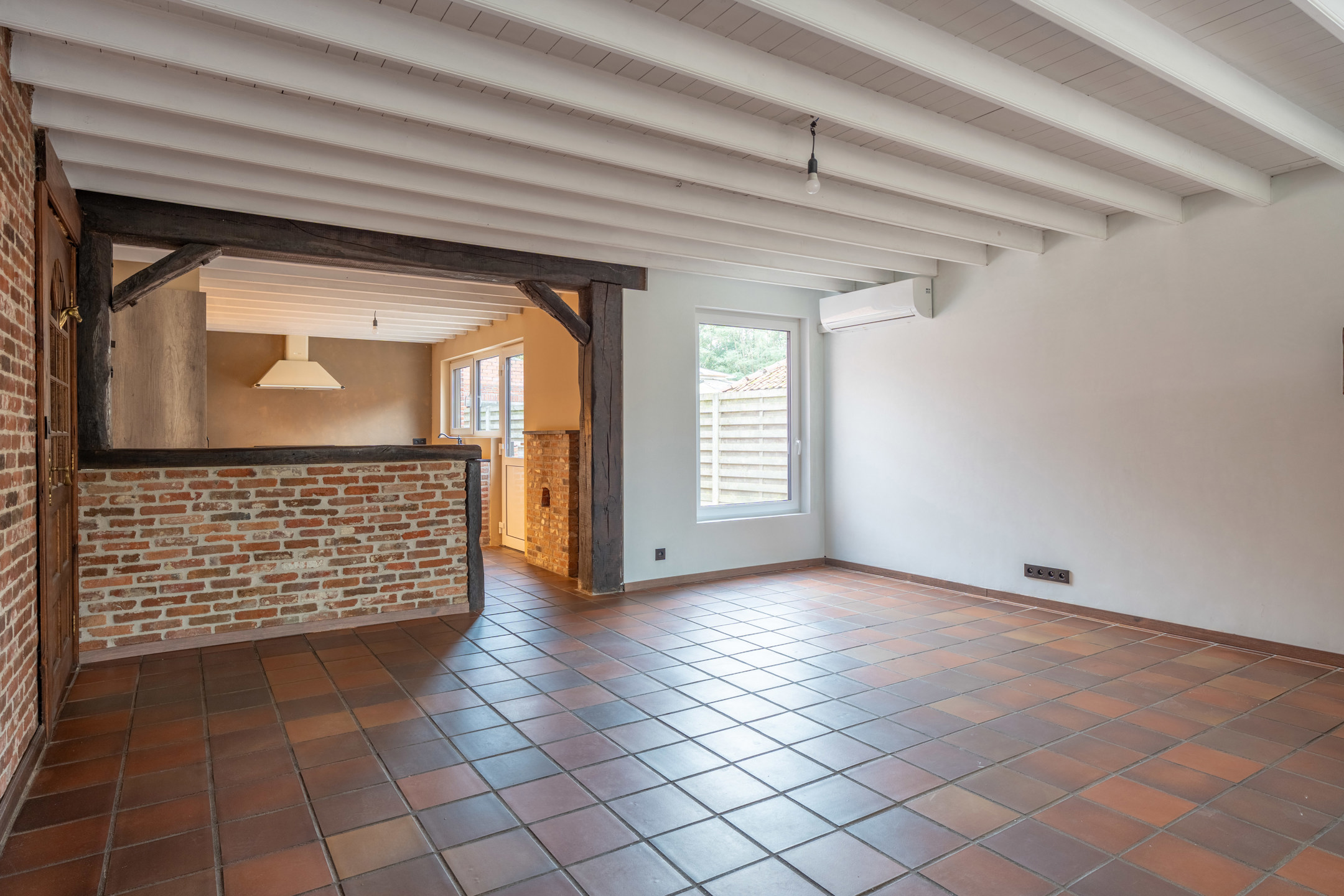 Ger. woning met 3 slpk en grote garage/werkplaats op 1.705 m² - foto 4