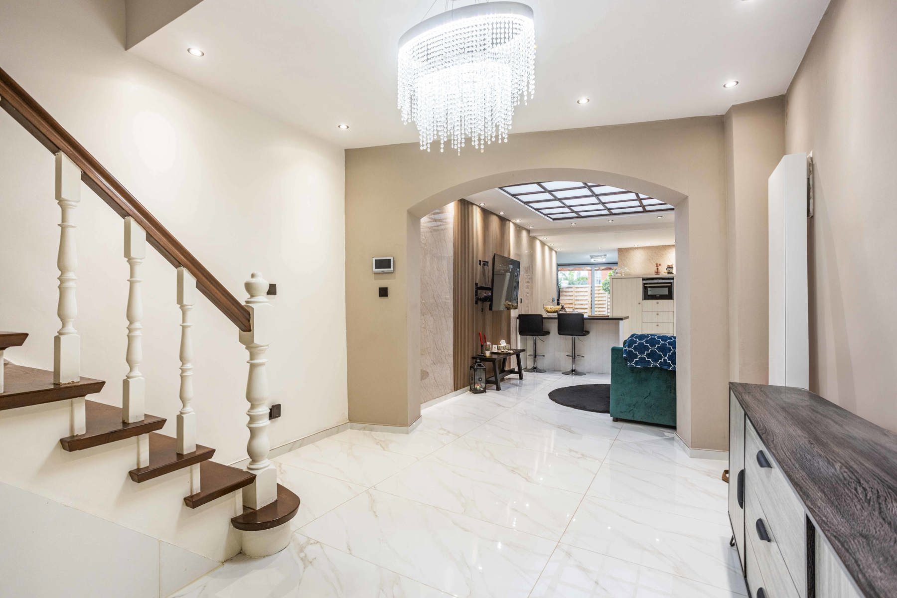 Gerenoveerde stadswoning met tuin en 3 SLP - foto 3