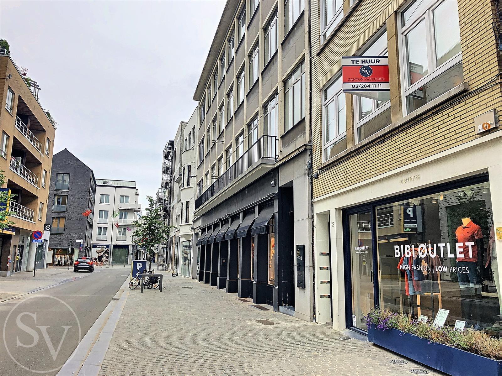 Apartment for rent in Antwerp with 2 bedrooms - photo 2